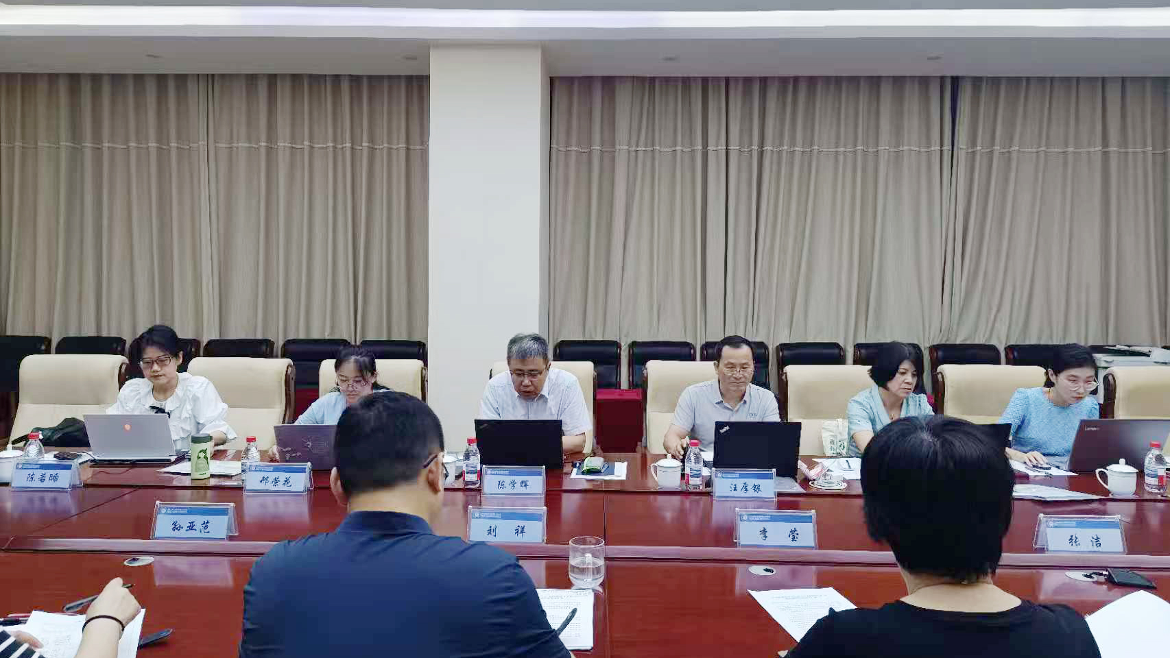 评审2.jpg 评审2.jpg